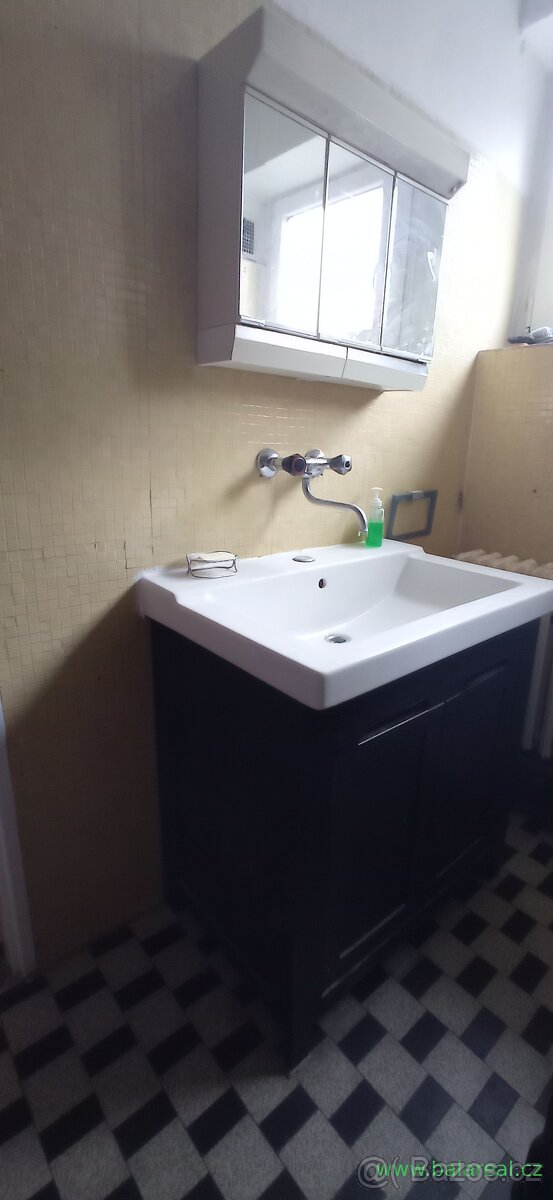 pokoj 14 m2 na ul.  Rezkova Brno  s balkonem - 6