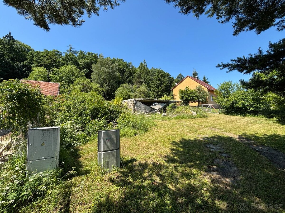 Prodej stavebního pozemku 1381 m² Strání - Květná - 6