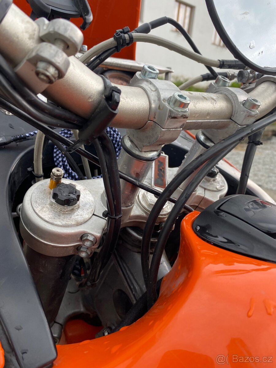 KTM 640 LC4 Adventure - 6