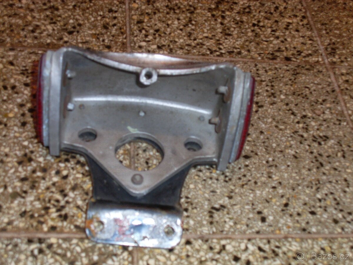 Držák zadního světla - 6