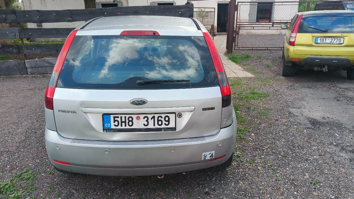 Ford Fiesta 1.4 AUTOMAT - 6