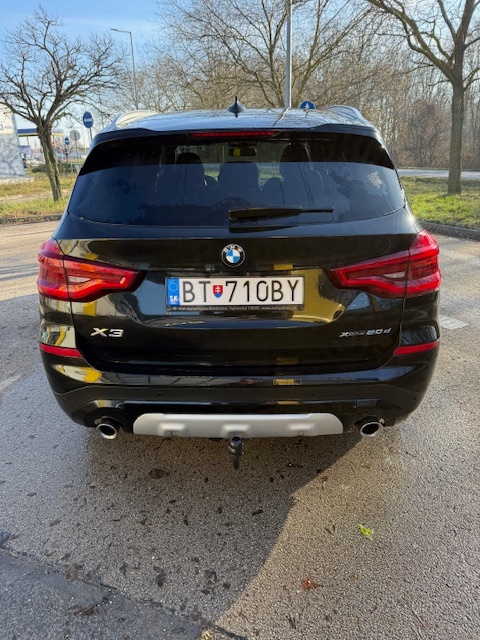 BMW X3 čierna metalíza - 6