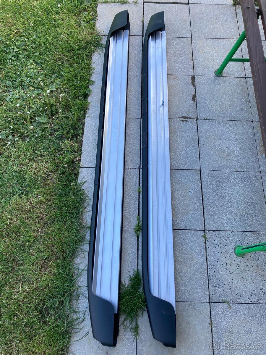 Nášlapy Dodge Durango - 6