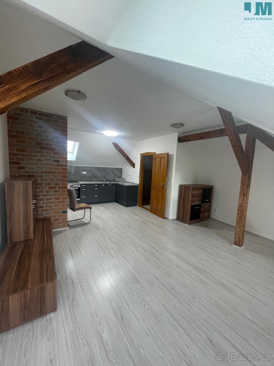 Pronájem bytu 1+kk 47 m², Moravské Budějovice, ev.č. 01880 - 6