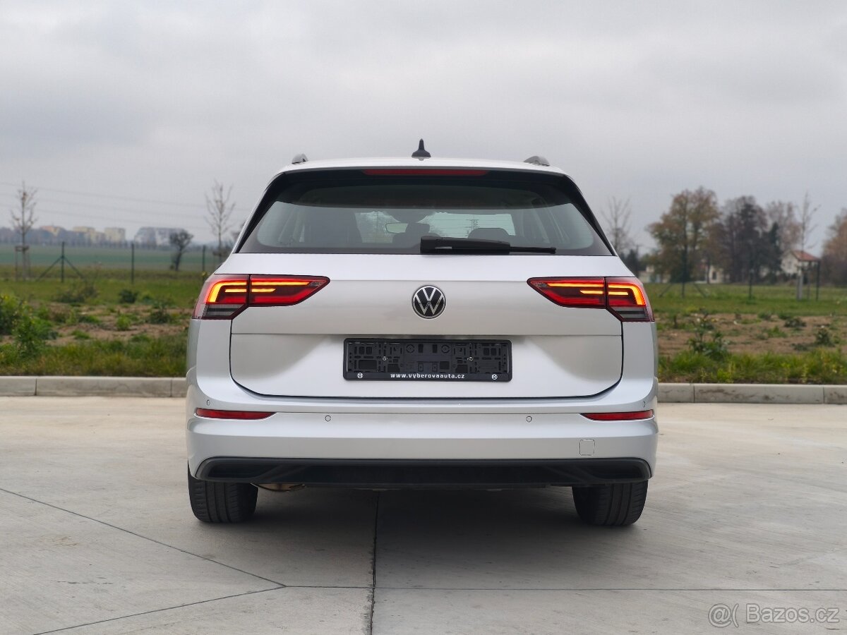 VW Golf 8 2.0TDI 110 kW / Combi/ Business/ Manuál/ 11.2021 - 6