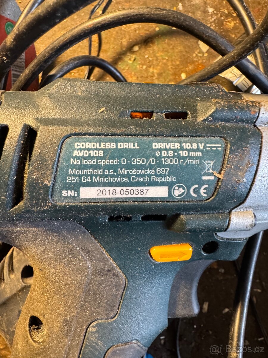 Krabice z nářadím vrtačka flexi aku vrtačka viz foto - 6