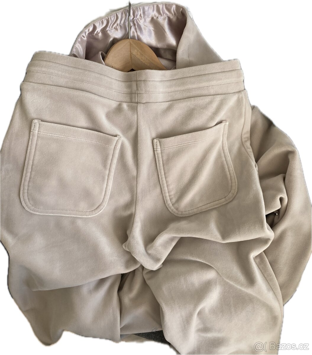 Dívčí tepláková souprava Lindex vel.170cm - 6