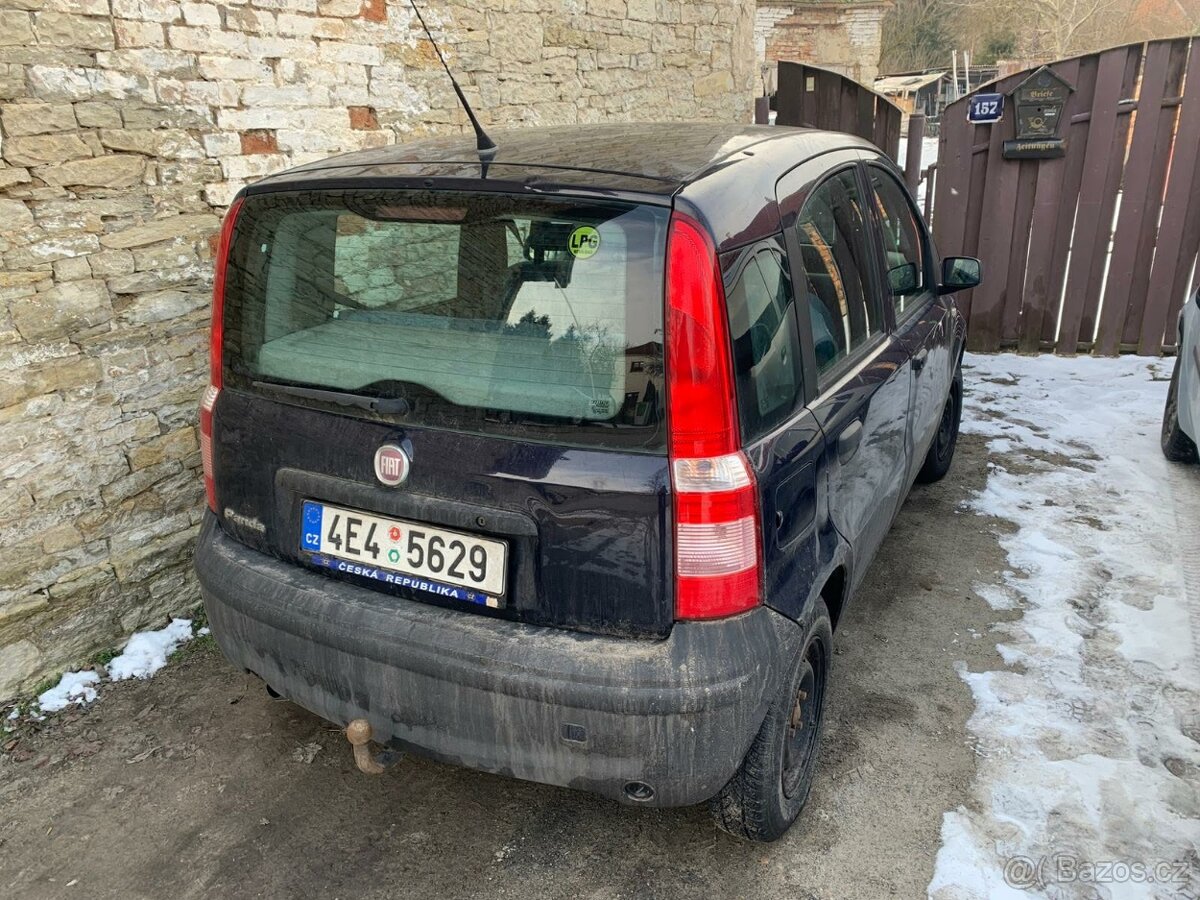 Fiat Panda 1.1 rok 2011 - 6