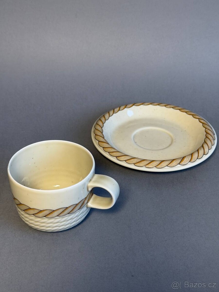 Roztomilý šálek a podšálek. - 6