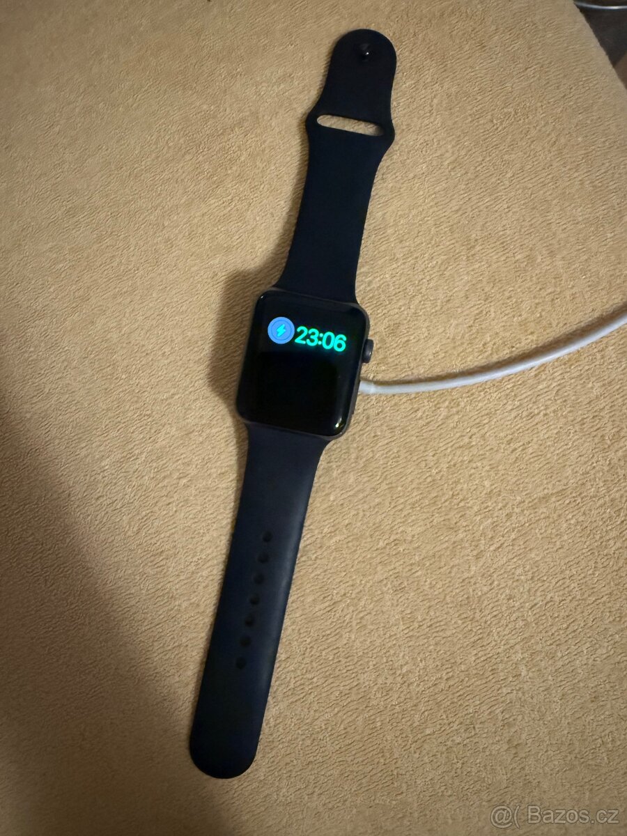 Apple Watch Series 3 42 mm hliník - 6