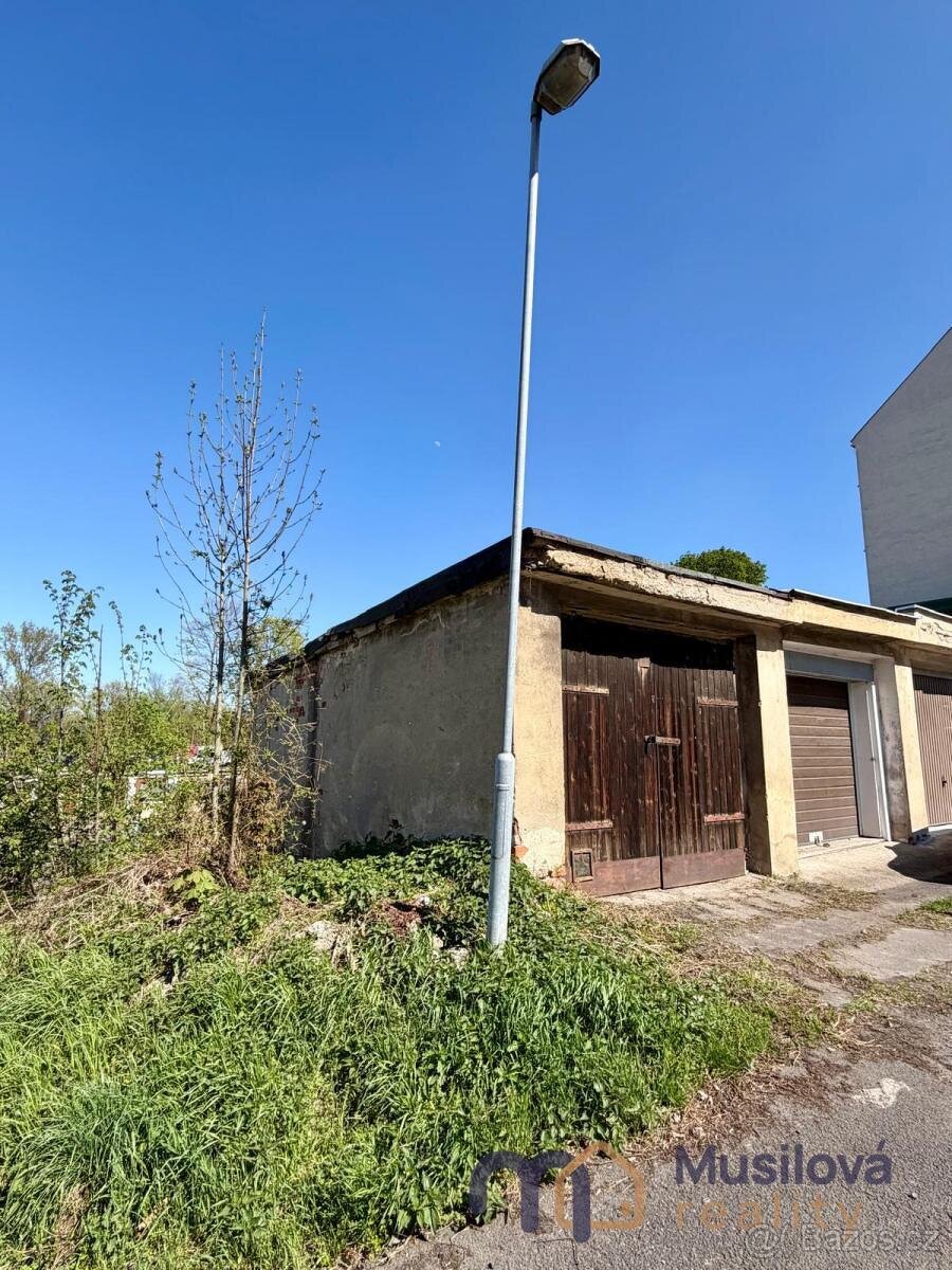 Prodej garáže 24 m2 - 6