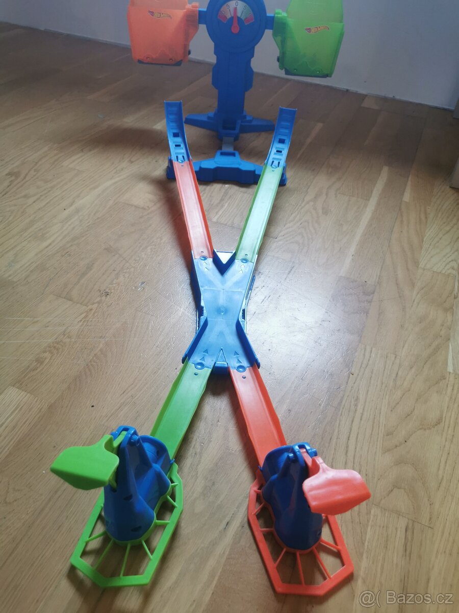 Zrádné váhy Hot wheels - 6