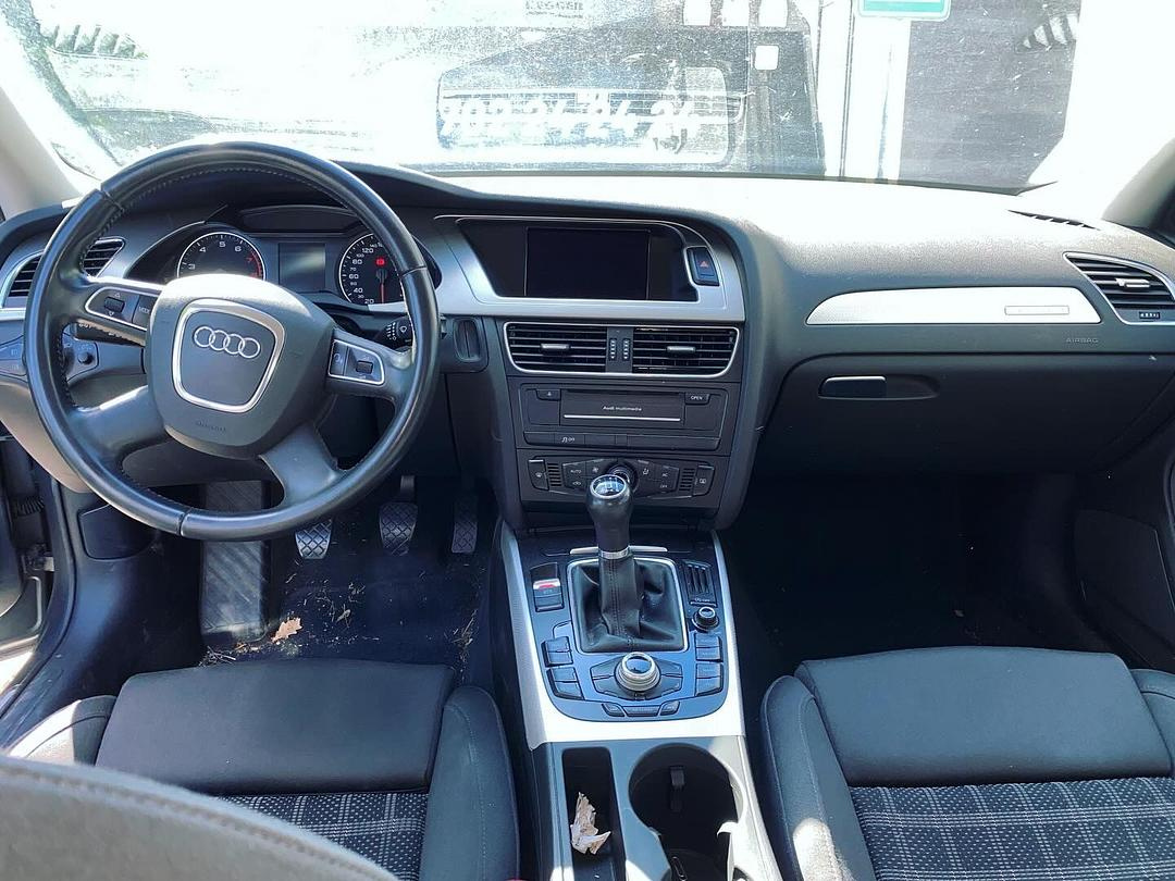 Veškeré náhradní díly Audi A4 B8 8K Avant 2012 CDNC LRY LX7R - 6