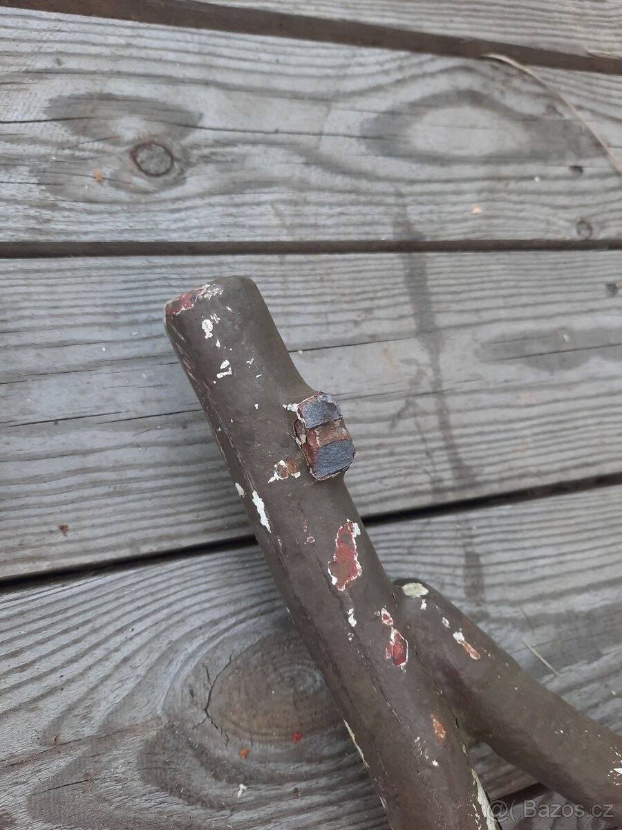 Litinová lavička bočnice - 6