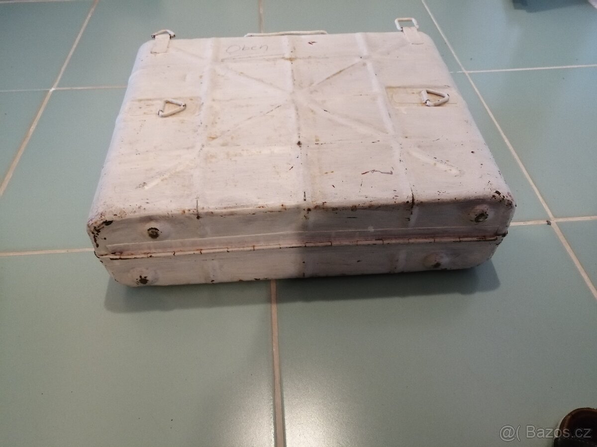 Kufr na granáty - 6