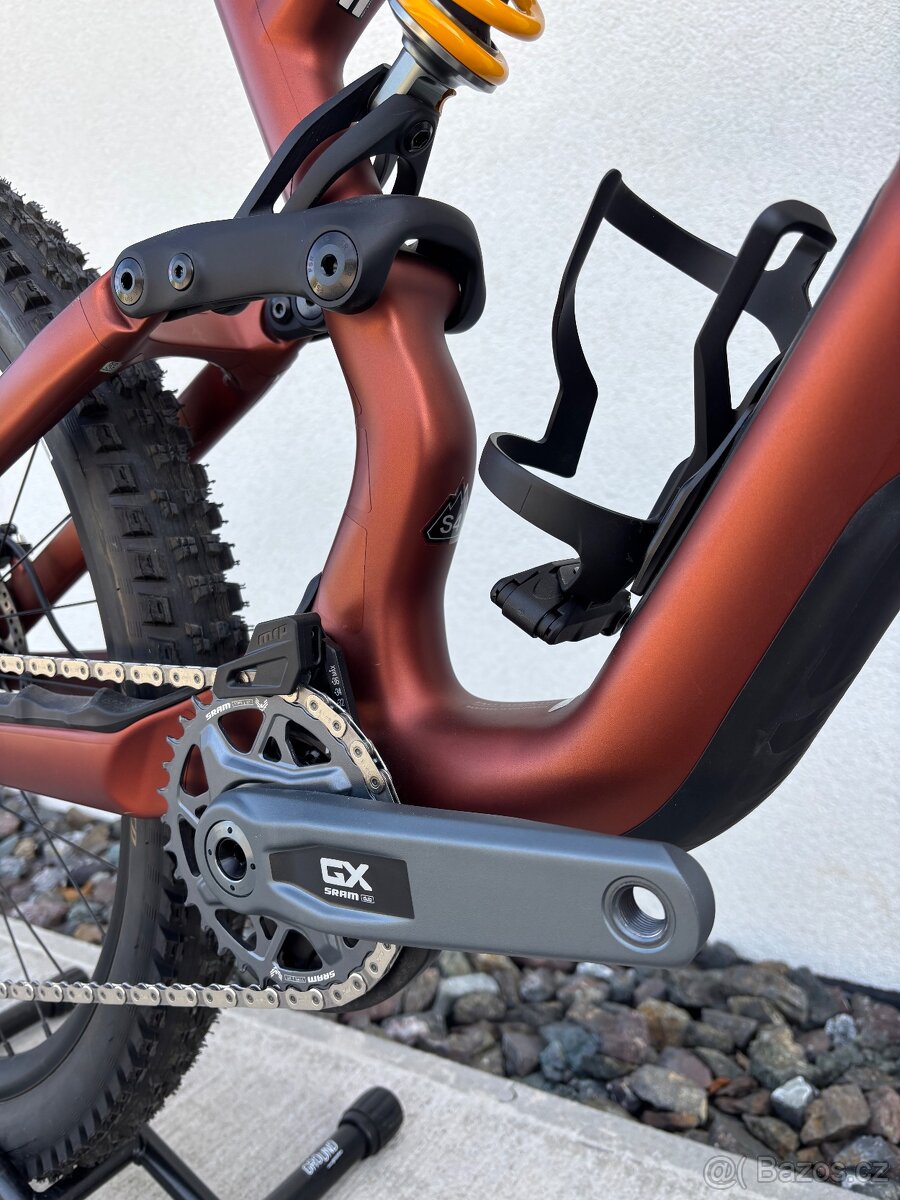 SPECIALIZED STUMPJUMPER - 6