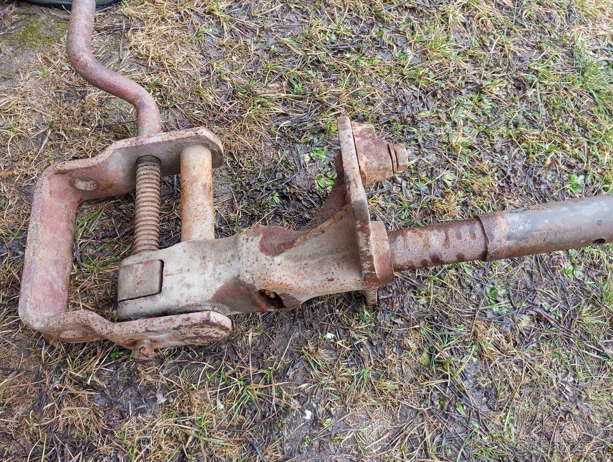 Závěs PF 62 motorobot - 6