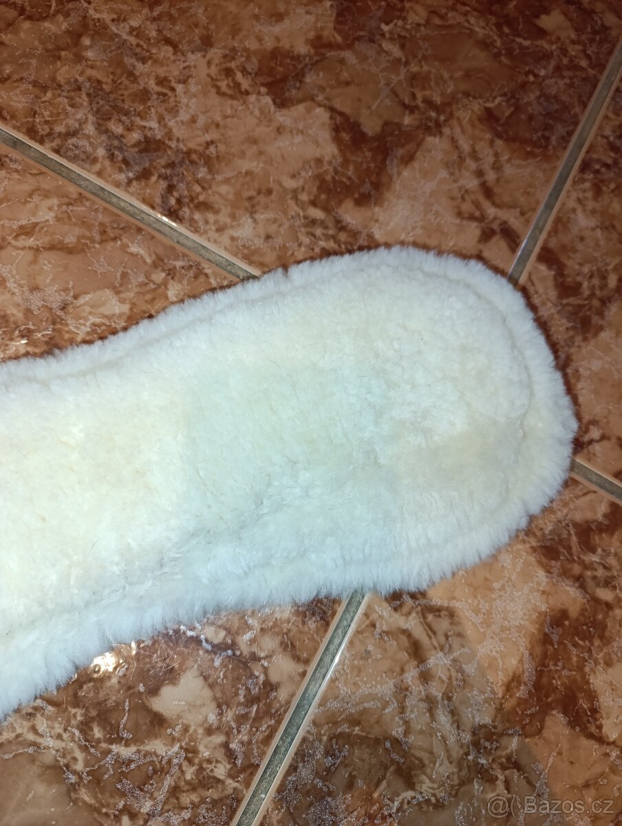 Drezurní podbřišník s pravým beránkem 60 cm - 6