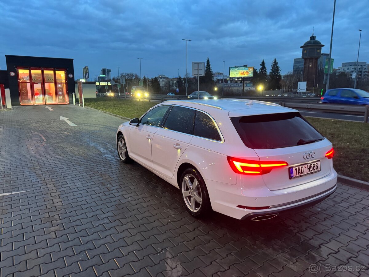 Auto Audi a4b9 - 6