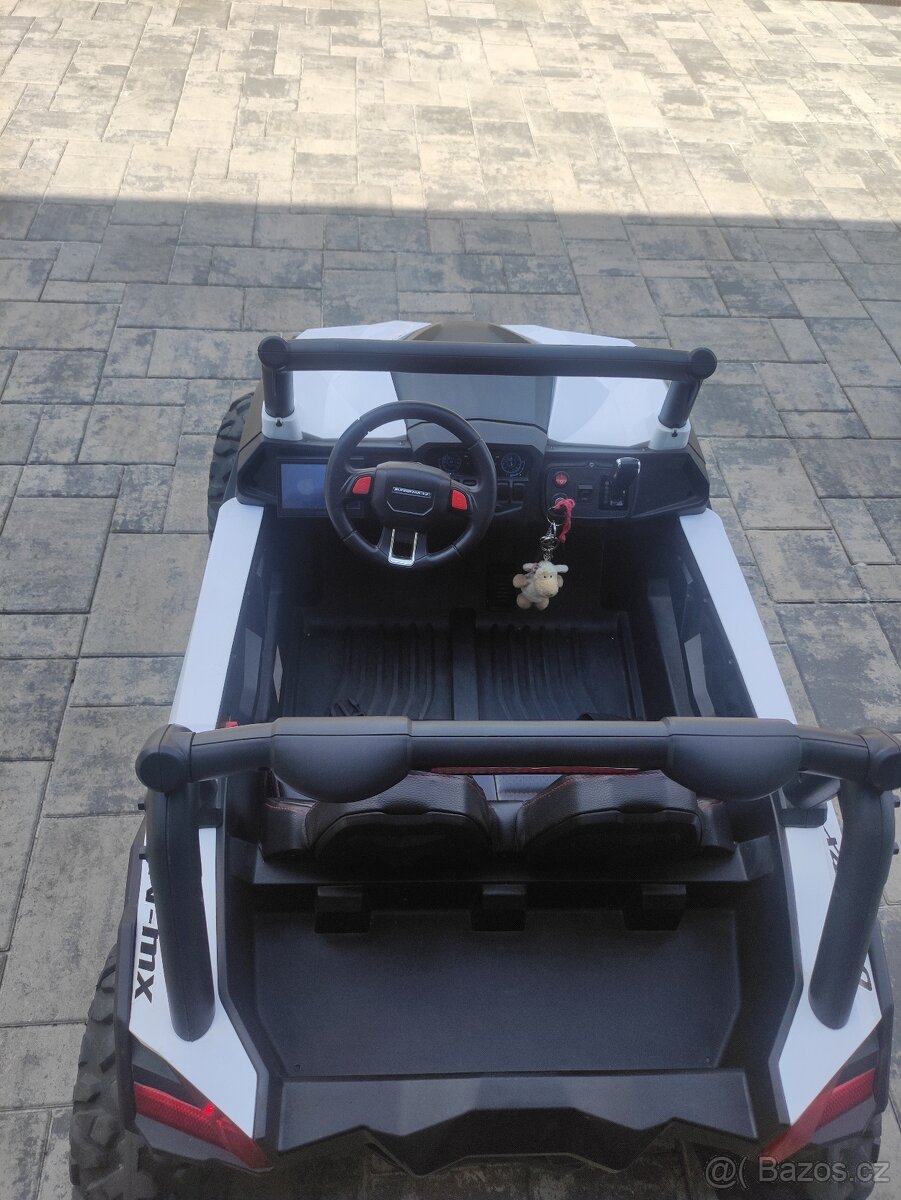 prodám dětské elektrické autíčko 4x4 UTV MX - 6