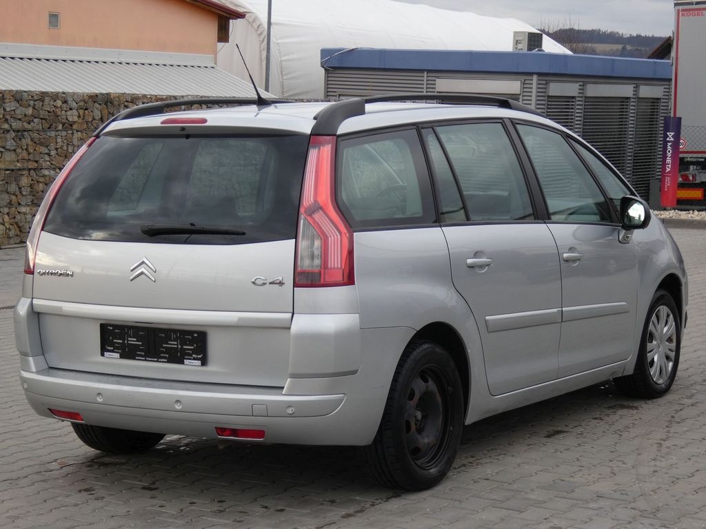 Citroën C4 Picasso 1.8 CNG originál - 6