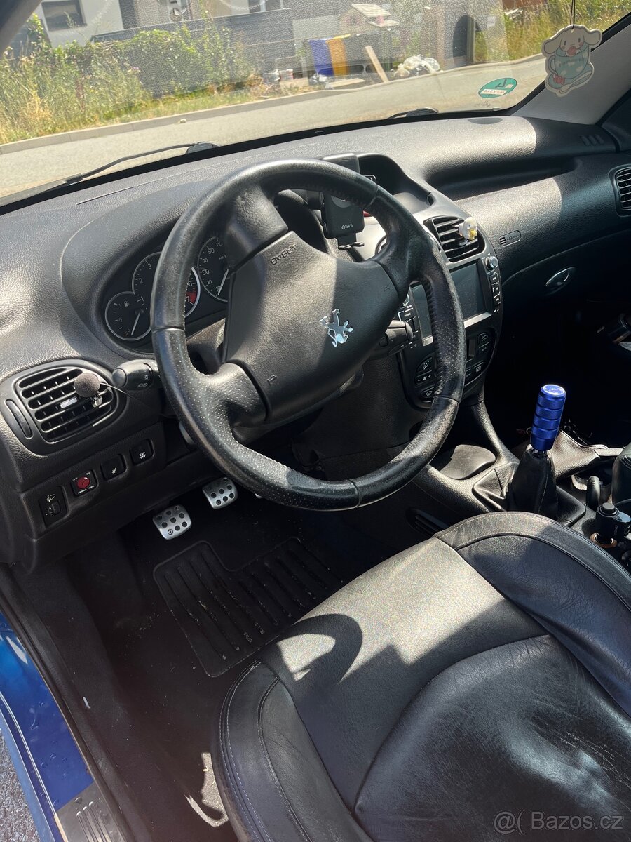 Peugeot 206 CC 2.0 100kW - 6