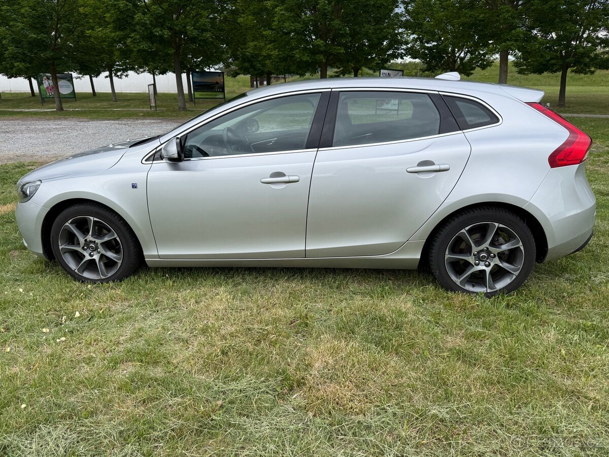 Volvo V40 D2 2.0 88kW 2016 Ocean Race - 6