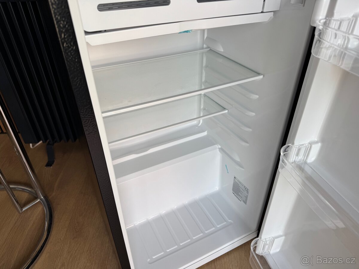 Lednice s výparníkem 85L - 6