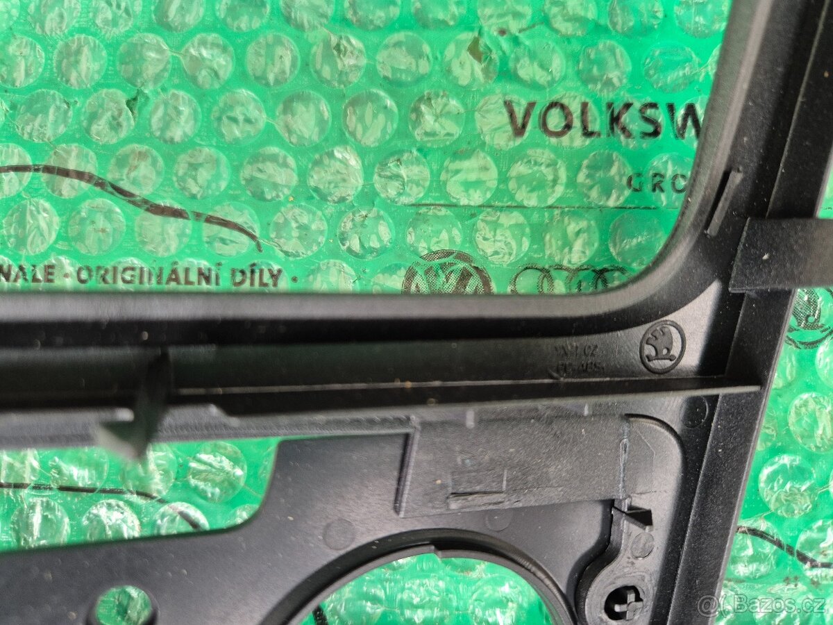 krytka spínačů rámečekautorádia 1Z0858069CC1AR - 6