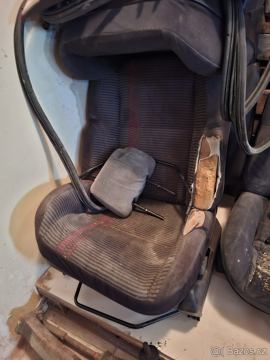 Renault 19 1,816V 99kw - 6