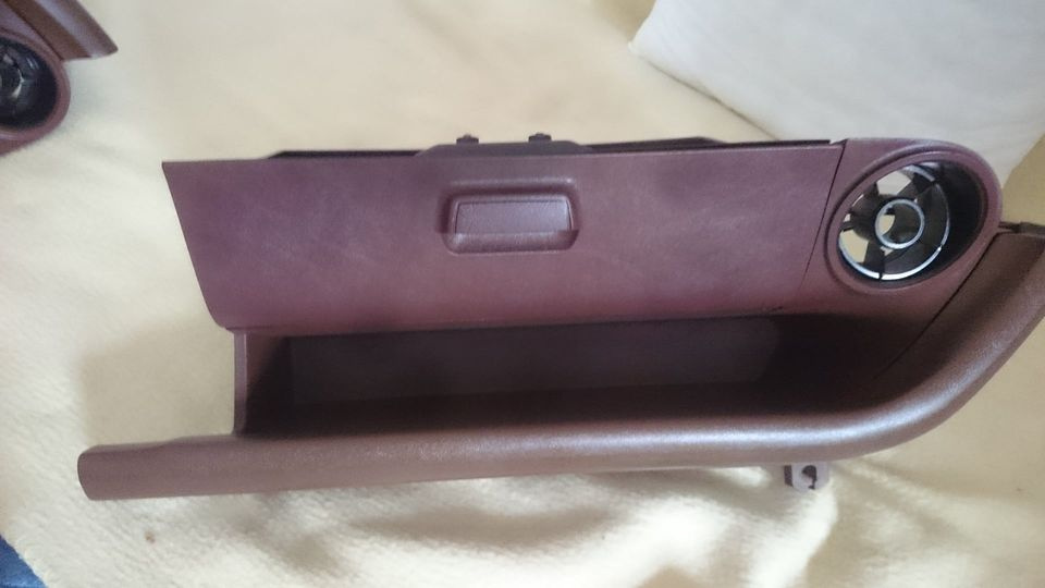 Náhradní díly na Mazdu 808/818 - 6