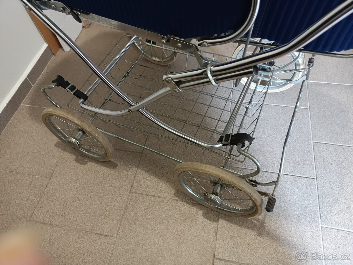 Kočárek trojkombinace na dite - 6