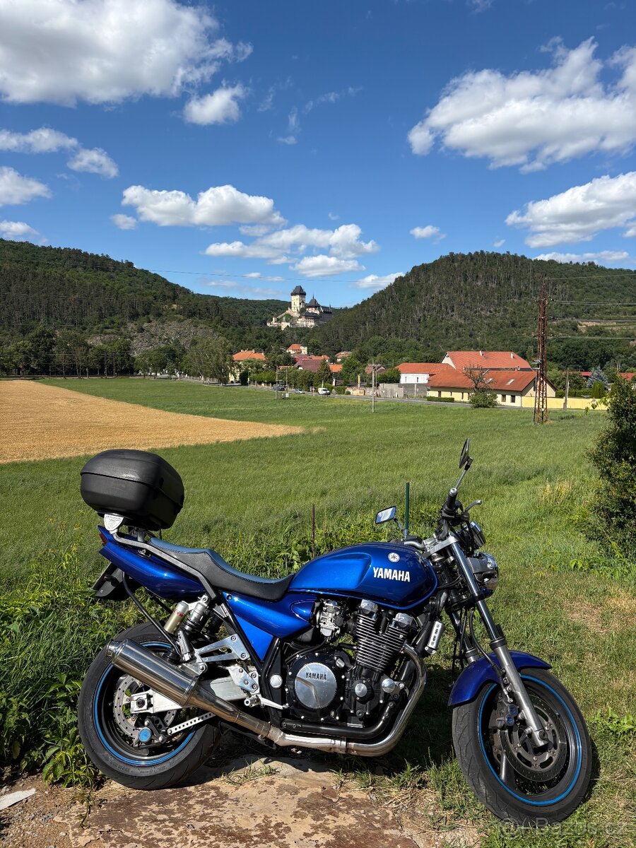 YAMAHA XJR 1300 - 6
