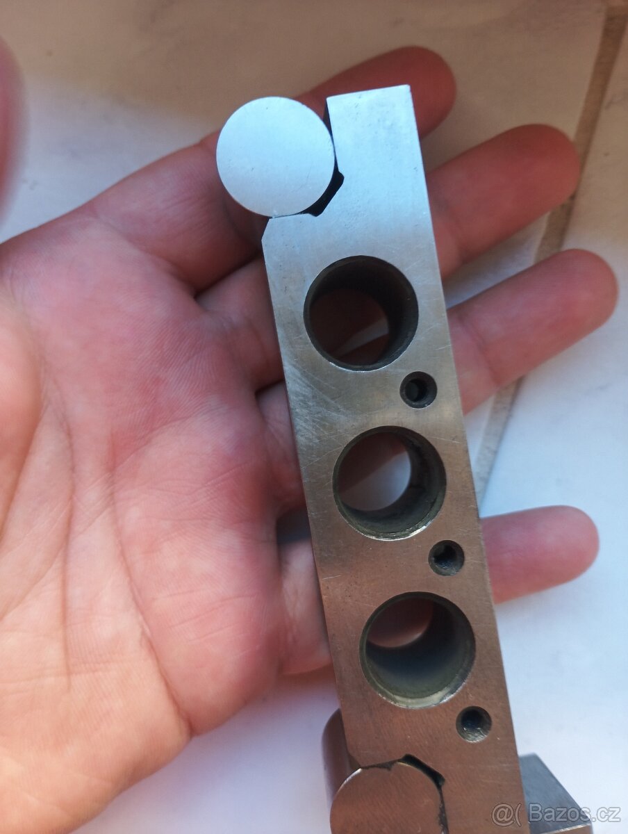 Prodám sinusové pravítko 100mm - 6