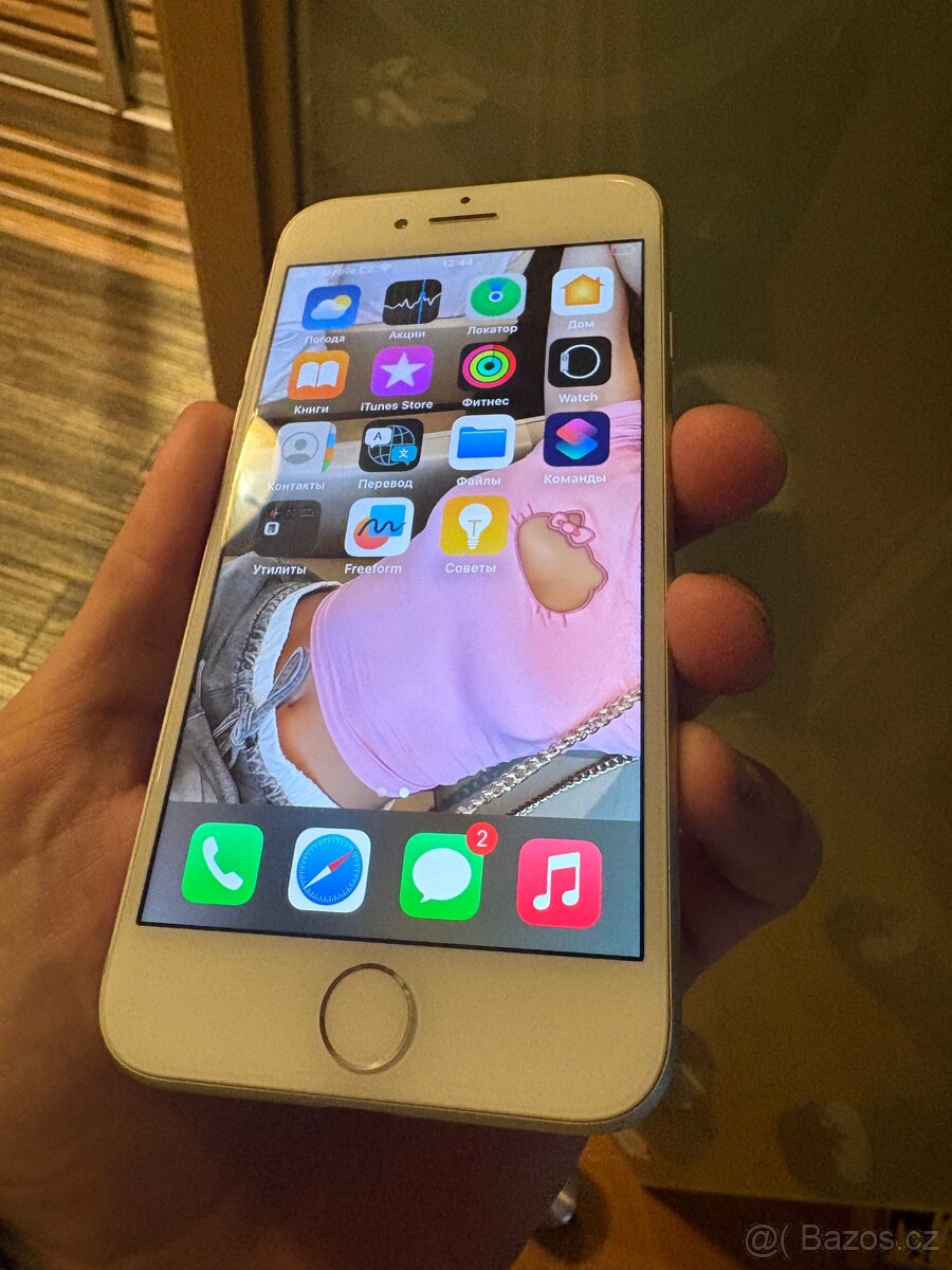 iPhone 8 64gb white newerlock - 6