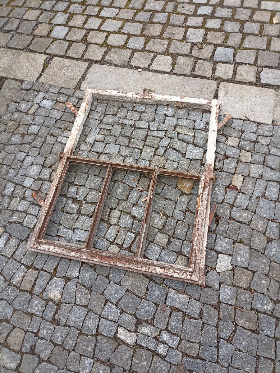 2 ks industriální, kovová okna - 6