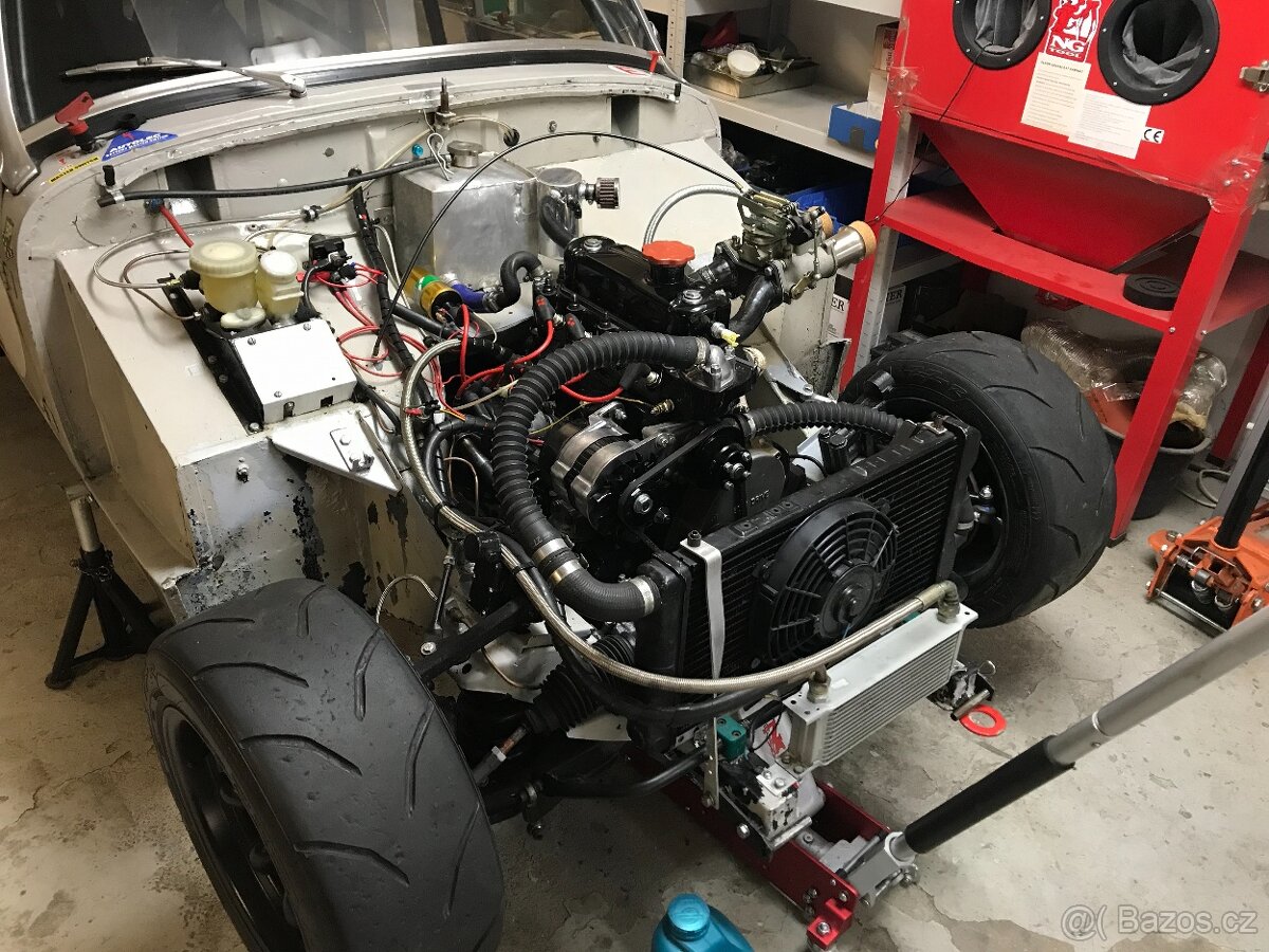 Prodám závodní MG Midget MKI - 6