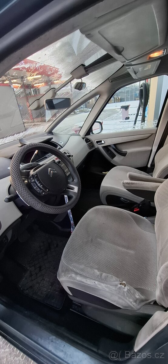Prodám auto Citroën c4 picaso - 6