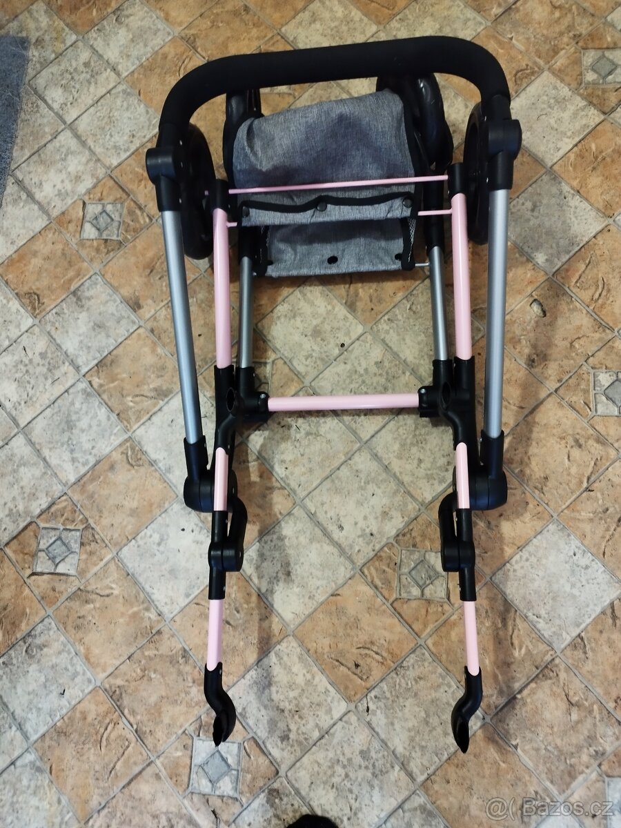 Kočárek pro panenky - 6