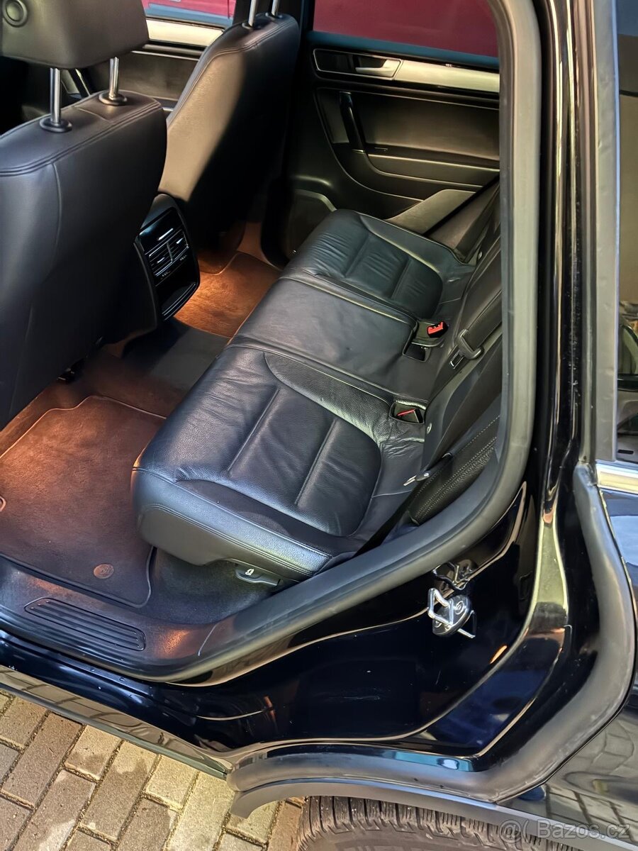 VW Touareg 3,0 TDI 193kW Terrain Tech - 6
