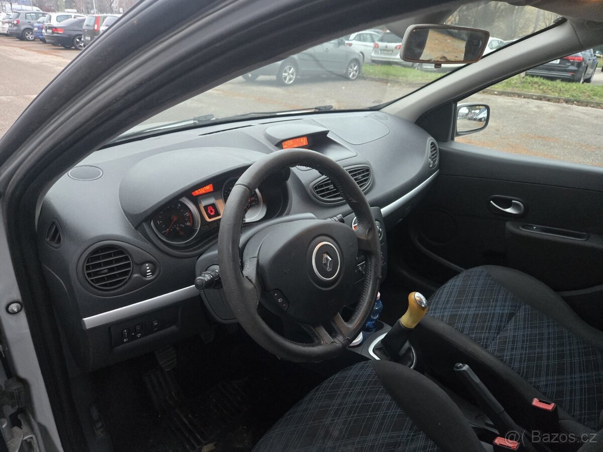 Renault Clio 1,5 TDCI - 6