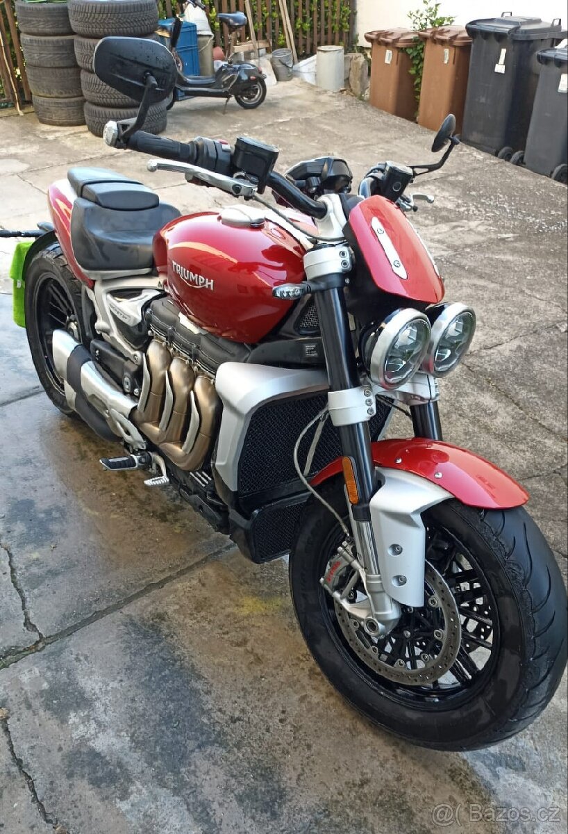 TRIUMPH Rocket 3 R - 6