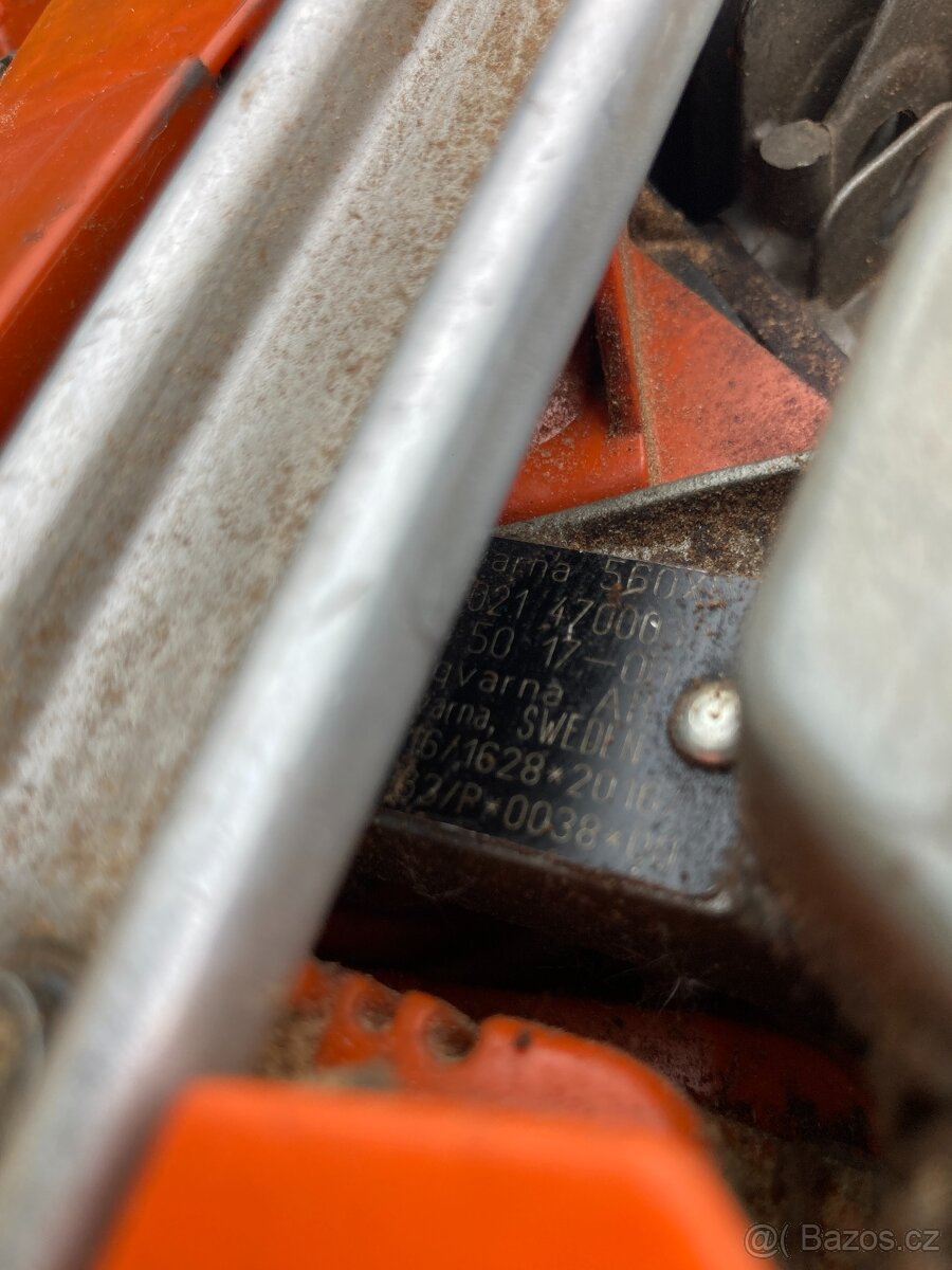 Motorová pila HUSQVARNA 560 XP - 6