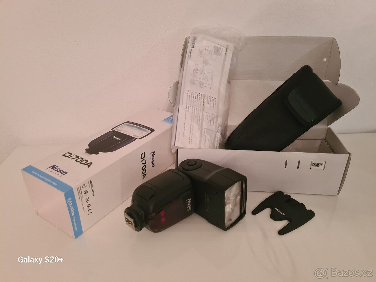 Blesk Nissin Di700A pro Nikon - 6