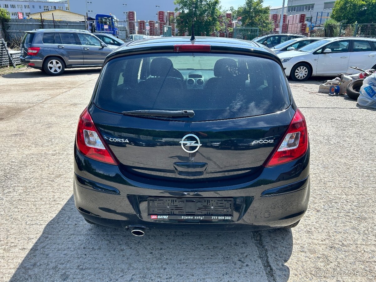 Opel Corsa D 1,2 16V, černá, 139.594 km - 6