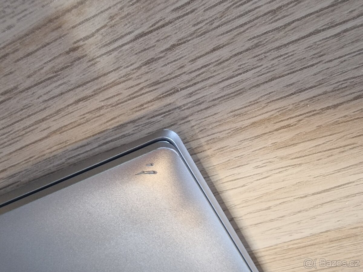 HP Pavilion x360 - 6
