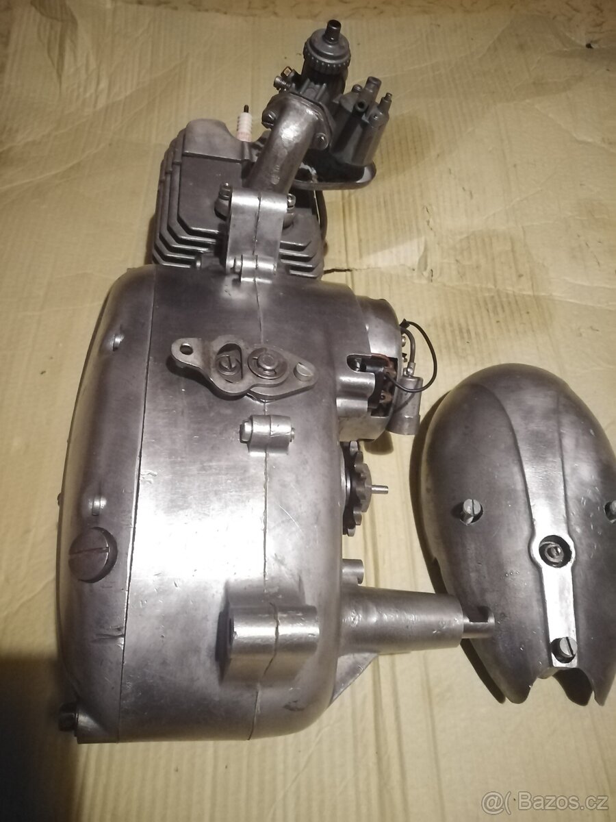Prodám motor po go Jawa 05. - 6