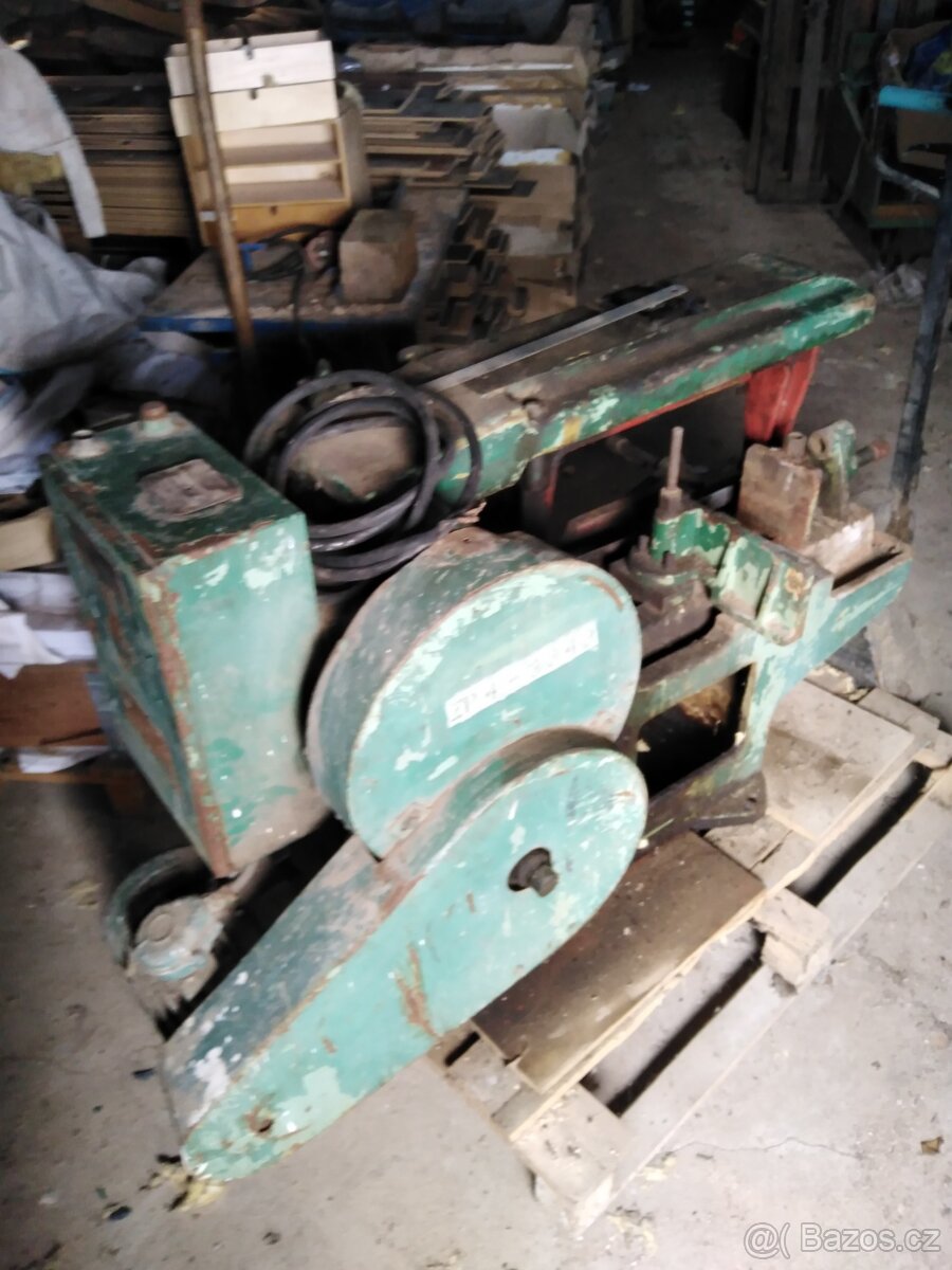 Pila na kov české výroby - 6