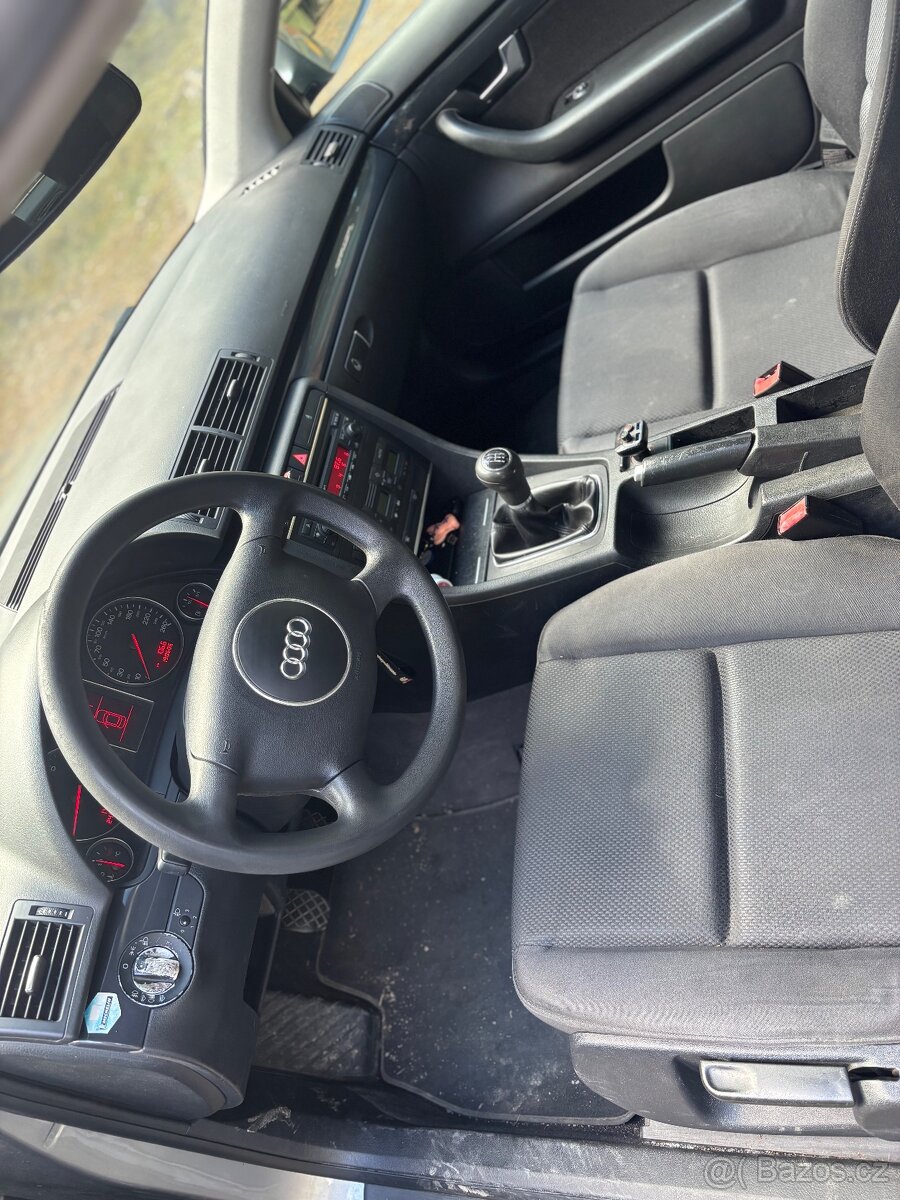 Audi B4 A6 2.0 97kW 2002 - 6