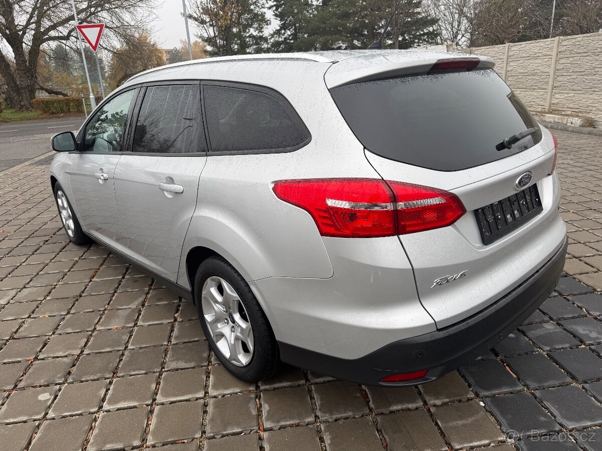 Ford Focus kombi 1,0i 74kW r.v.2015 - 6